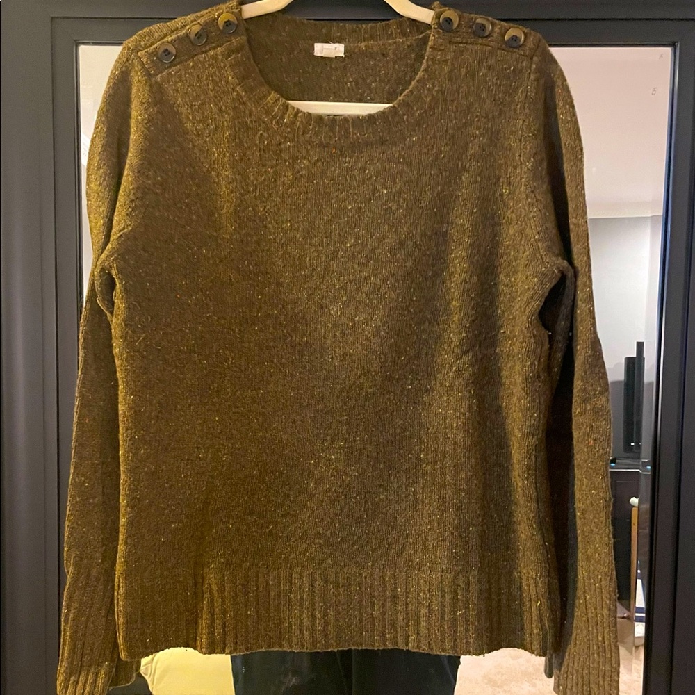 📦PACKED & DONATED📦 Women’s J. Crew Sweater
